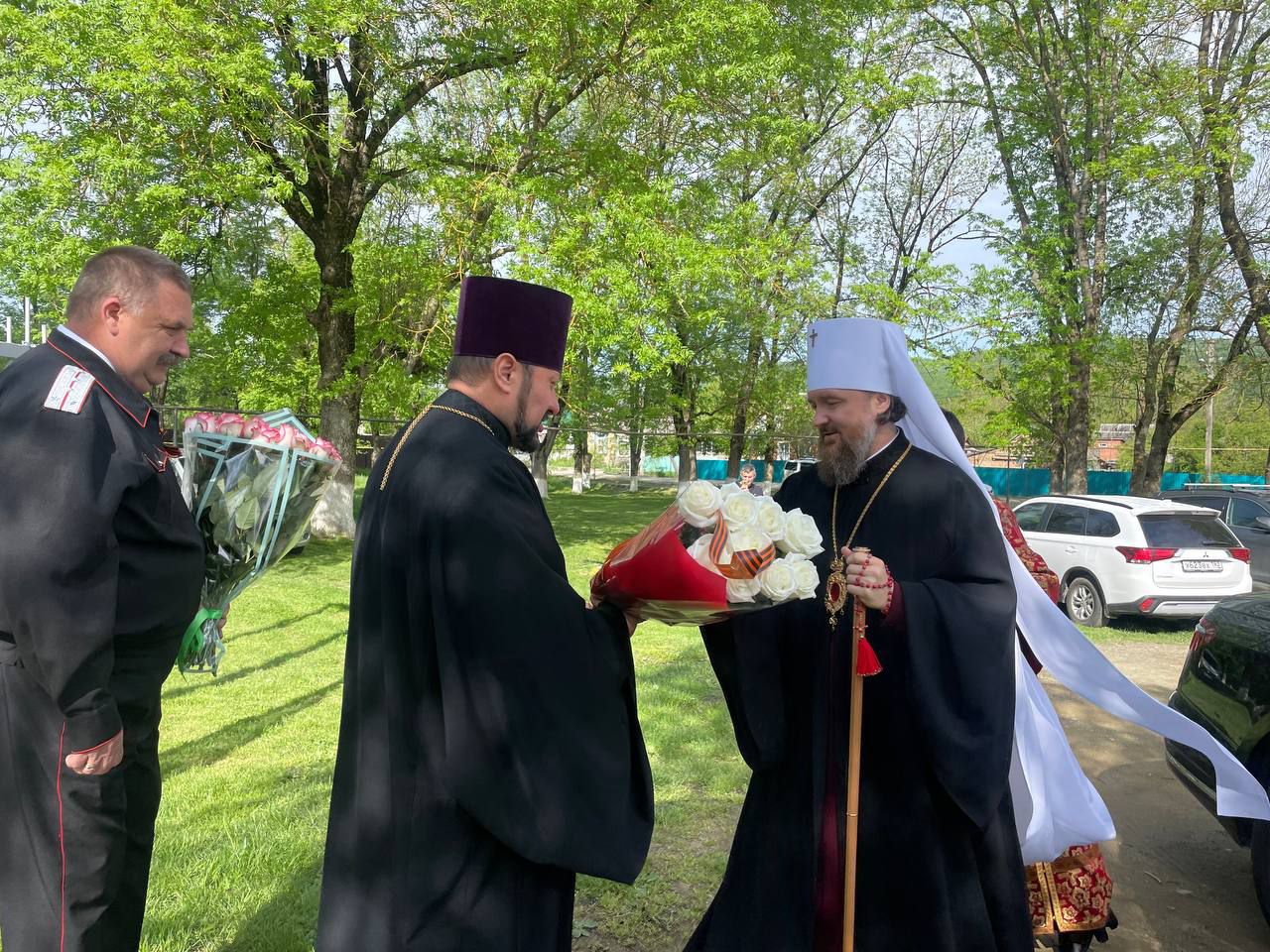 Погода в станице азовская краснодарский край. Храм ст. Азовская Северский район. Настоятель храма в станице Кубанской.